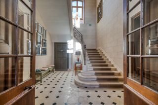 castle 18 Rooms for sale on ROYAN (17200)