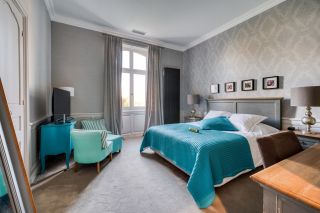 castle 18 Rooms for sale on ROYAN (17200)