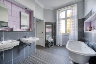 castle 18 Rooms for sale on ROYAN (17200)