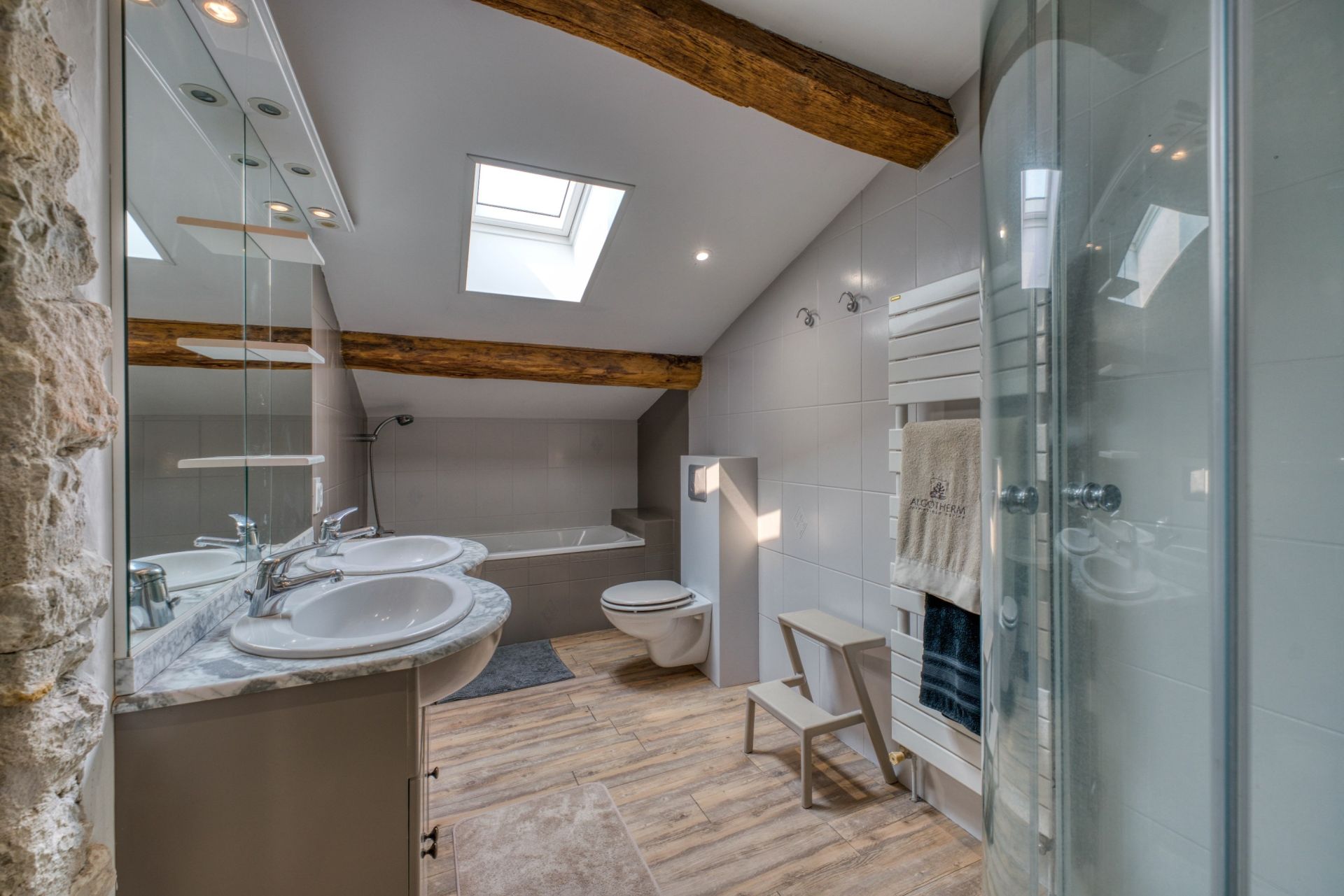 maison 7 Pièces en vente sur MEDIS (17600)