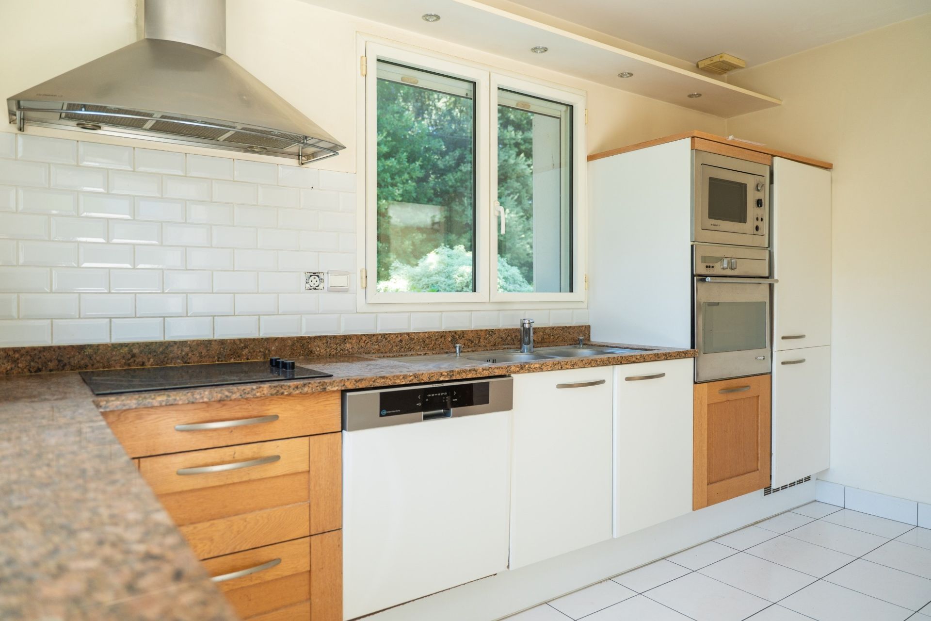 house 5 Rooms for sale on ROYAN (17200)