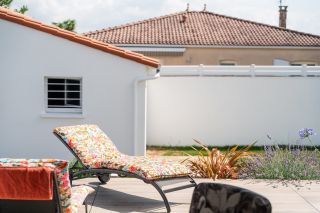 house 6 Rooms for sale on VAUX SUR MER (17640)