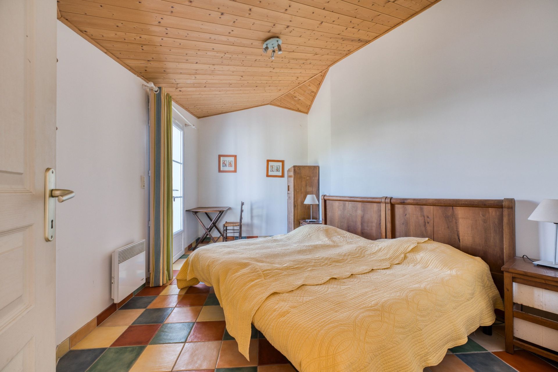 house 6 Rooms for sale on ST GEORGES D OLERON (17190)