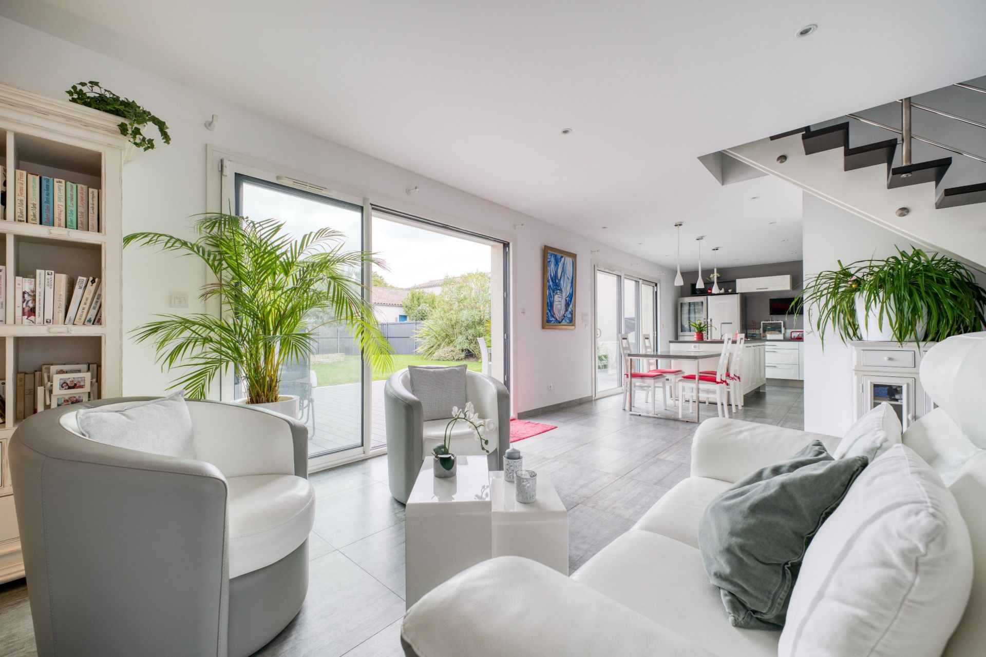 contemporary house 6 Rooms for sale on ST PALAIS SUR MER (17420)