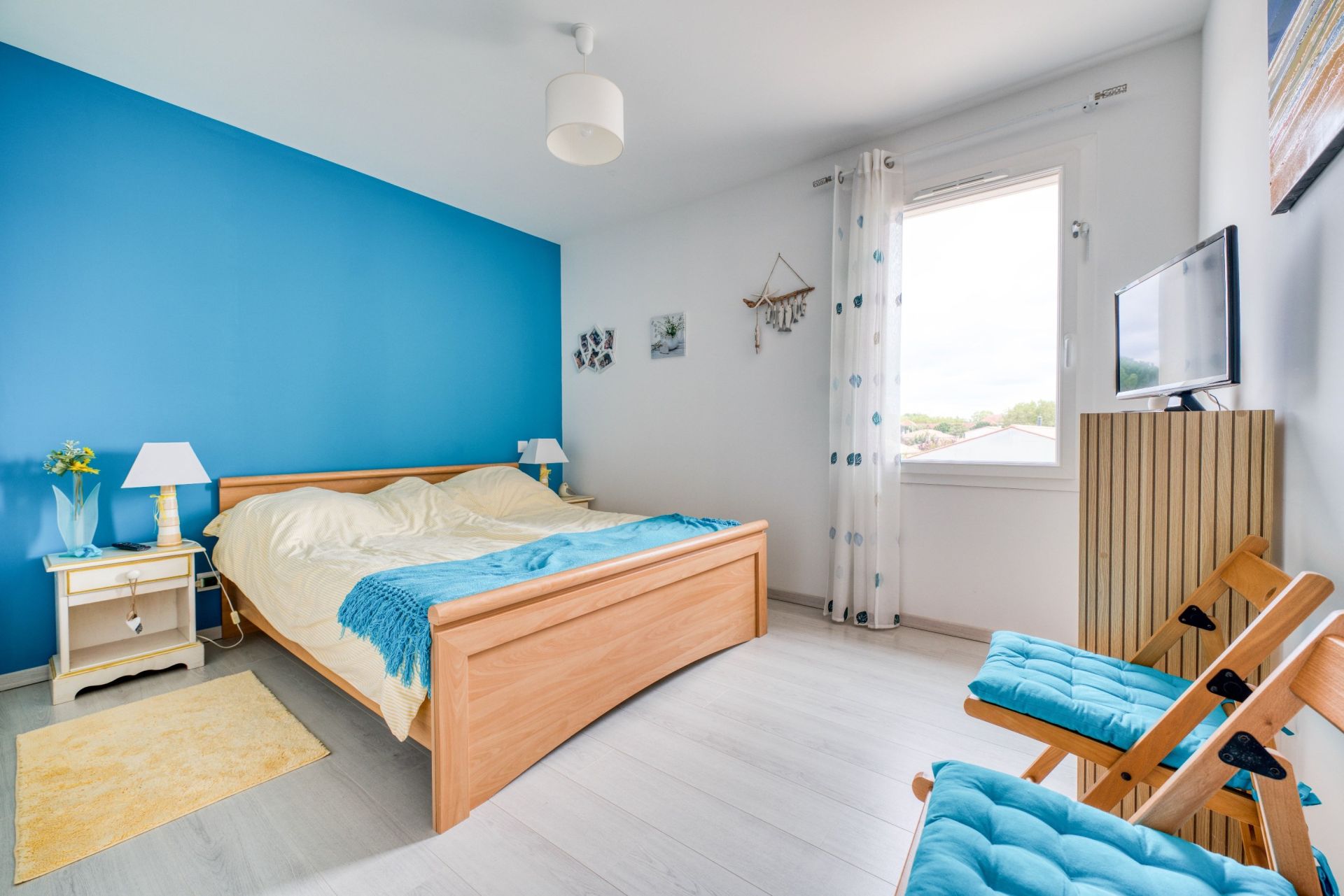 contemporary house 6 Rooms for sale on ST PALAIS SUR MER (17420)