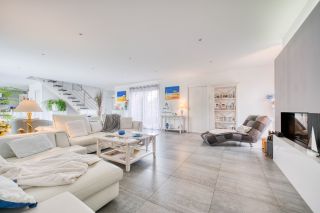 contemporary house 6 Rooms for sale on ST PALAIS SUR MER (17420)