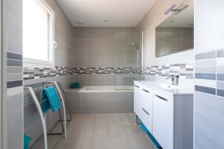 contemporary house 6 Rooms for sale on ST PALAIS SUR MER (17420)