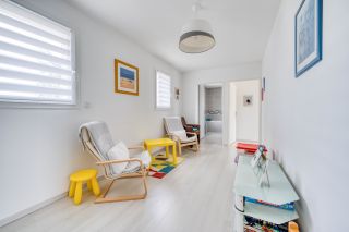 contemporary house 6 Rooms for sale on ST PALAIS SUR MER (17420)