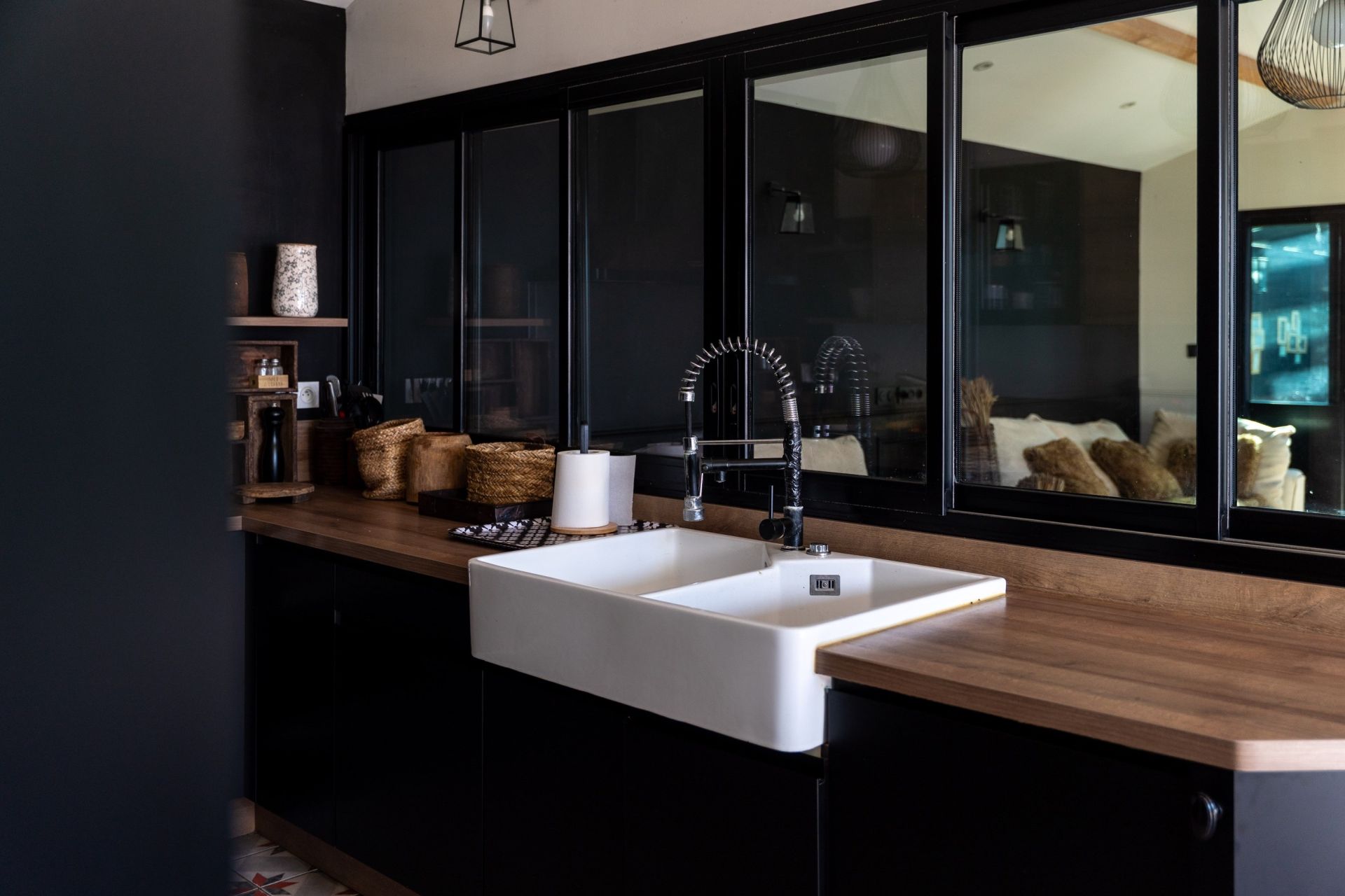 house 6 Rooms for sale on LE CHATEAU D OLERON (17480)