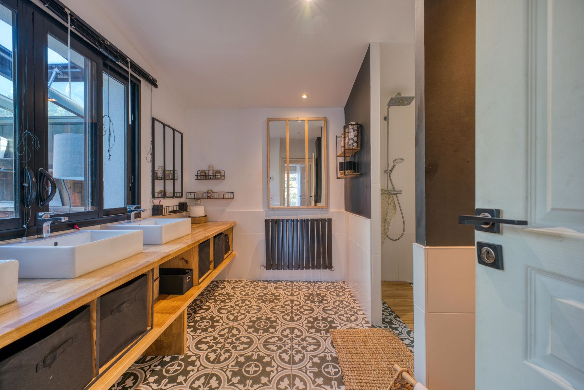 house 6 Rooms for sale on LE CHATEAU D OLERON (17480)