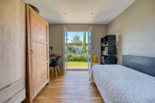 house 6 Rooms for sale on LE CHATEAU D OLERON (17480)