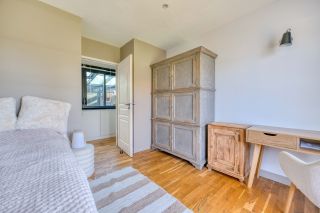 house 6 Rooms for sale on LE CHATEAU D OLERON (17480)