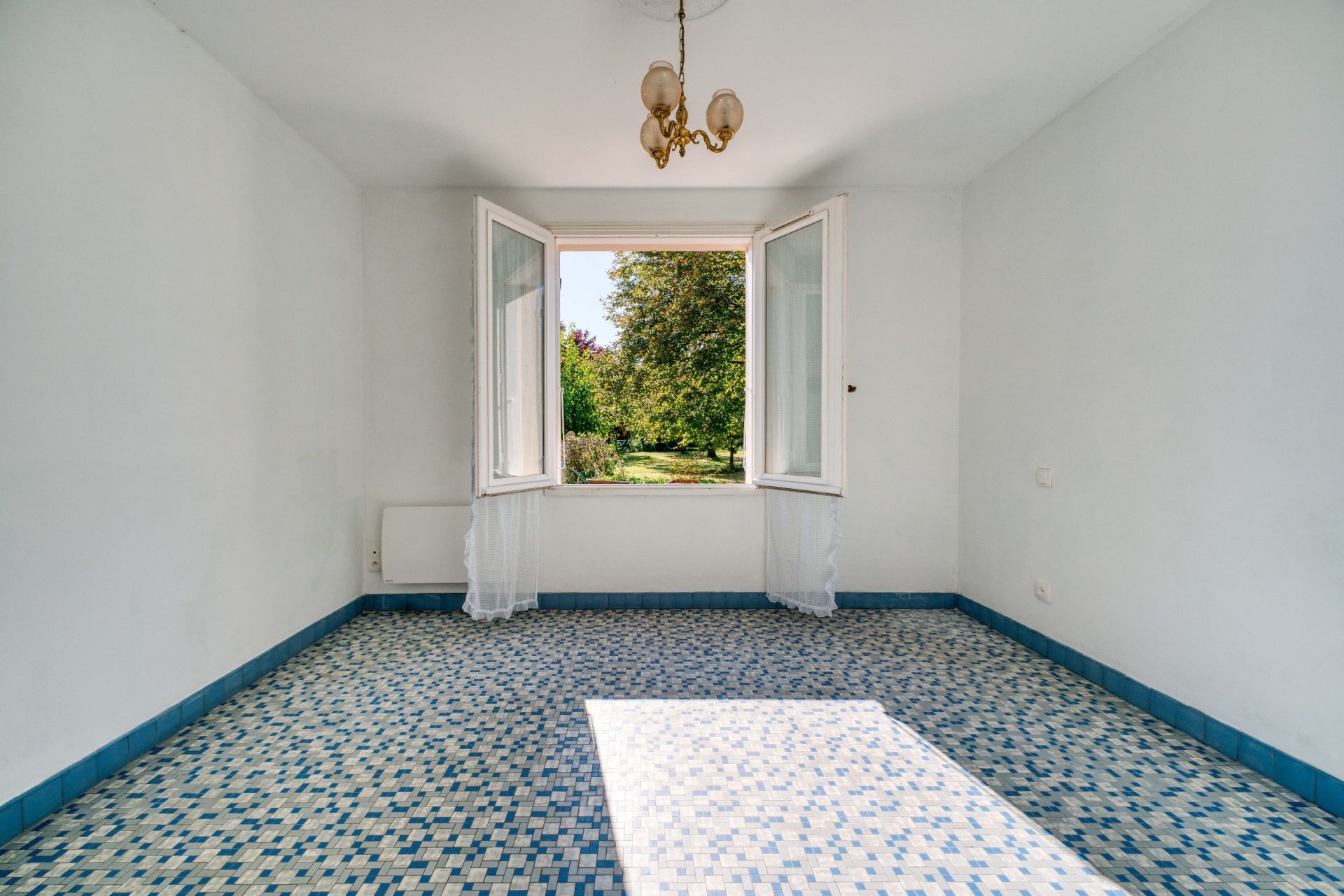 maison 12 Pièces en vente sur LE CHATEAU D OLERON (17480)
