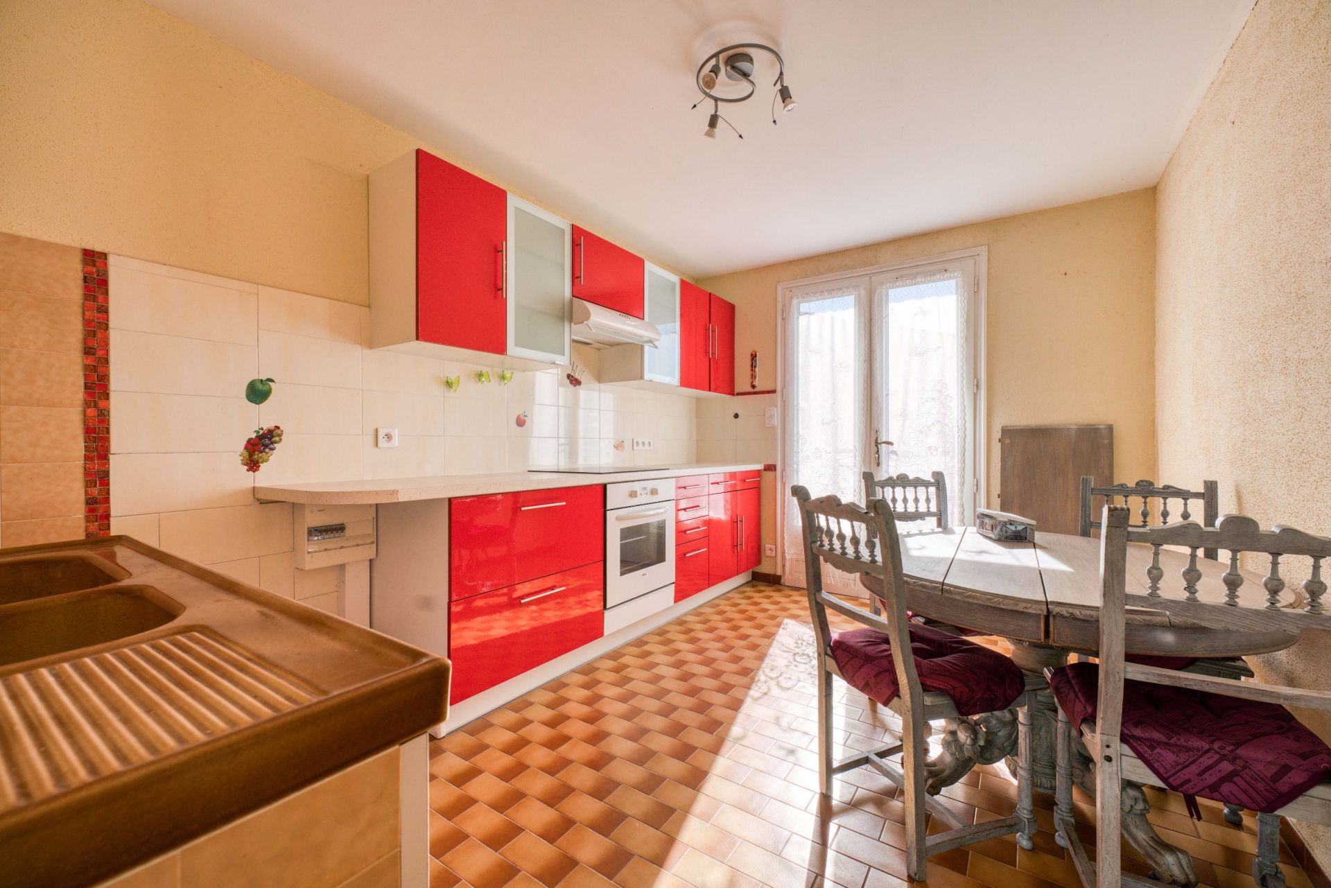 maison 8 Pièces en vente sur LE CHATEAU D OLERON (17480)