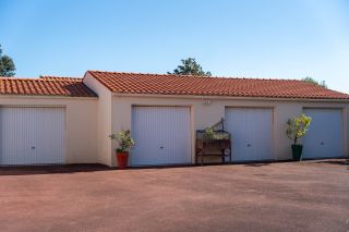 maison 12 Pièces en vente sur LE CHATEAU D OLERON (17480)