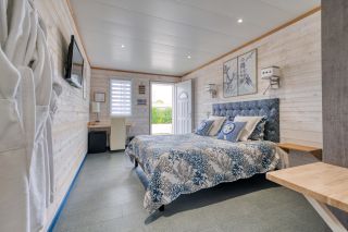 mansion 46 Rooms for sale on ROULLET ST ESTEPHE (16440)