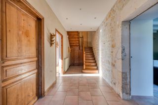 house 11 Rooms for sale on LE GUA (17600)