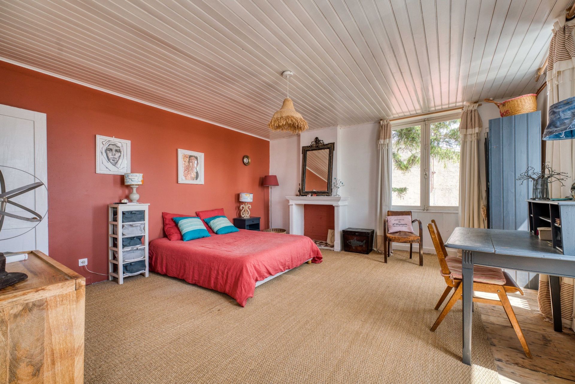 house 16 Rooms for sale on ST DENIS D OLERON (17650)