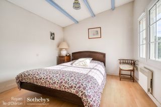 house 7 Rooms for sale on LE GRAND VILLAGE PLAGE (17370)