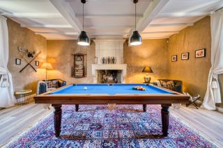 house 12 Rooms for sale on MEURSAC (17120)