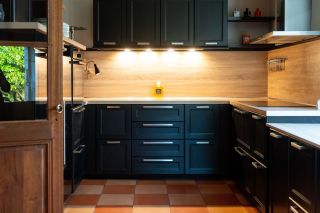 house 12 Rooms for sale on MEURSAC (17120)