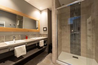 house 12 Rooms for sale on MEURSAC (17120)