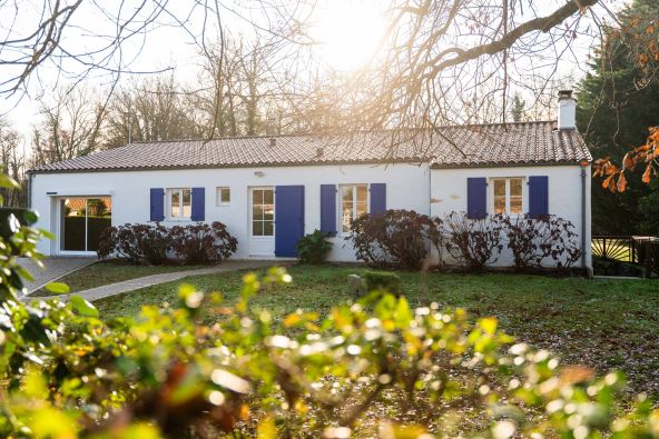 Vente Maison Breuillet 5&nbsp;Pièces 225&nbsp;m²