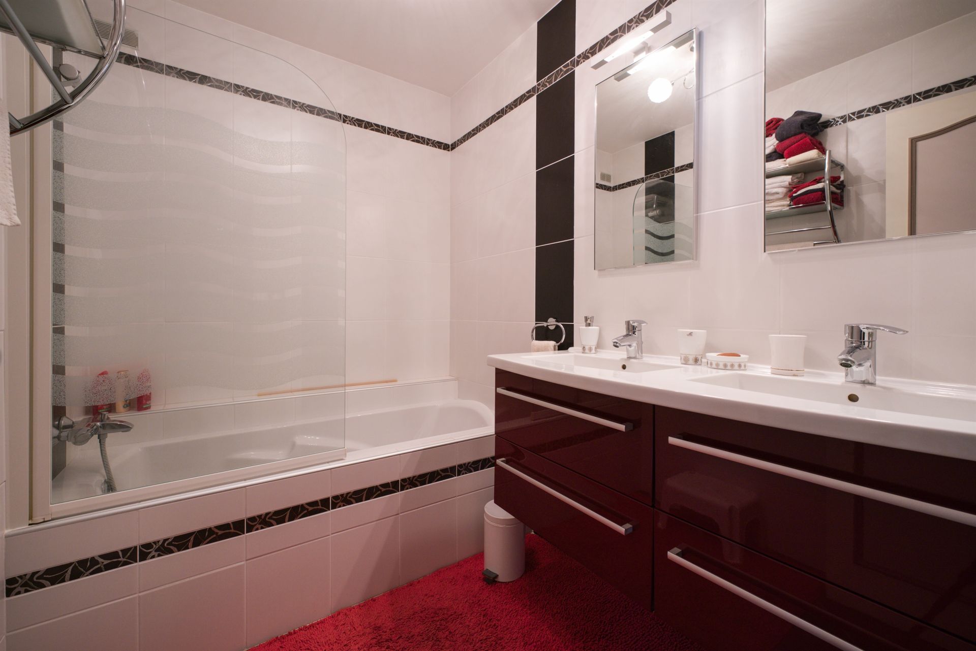 house 7 Rooms for sale on ROYAN (17200)