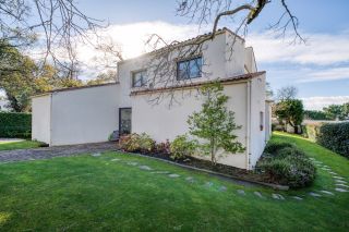 house 7 Rooms for sale on ROYAN (17200)