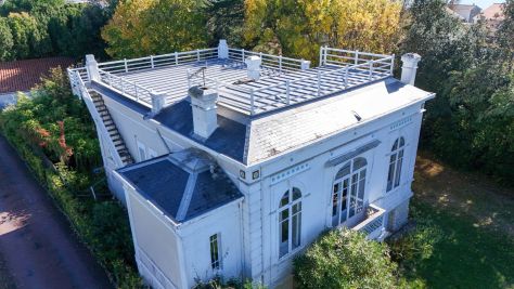 Sale Villa Vaux-sur-Mer 8&nbsp;Rooms 213&nbsp;m²