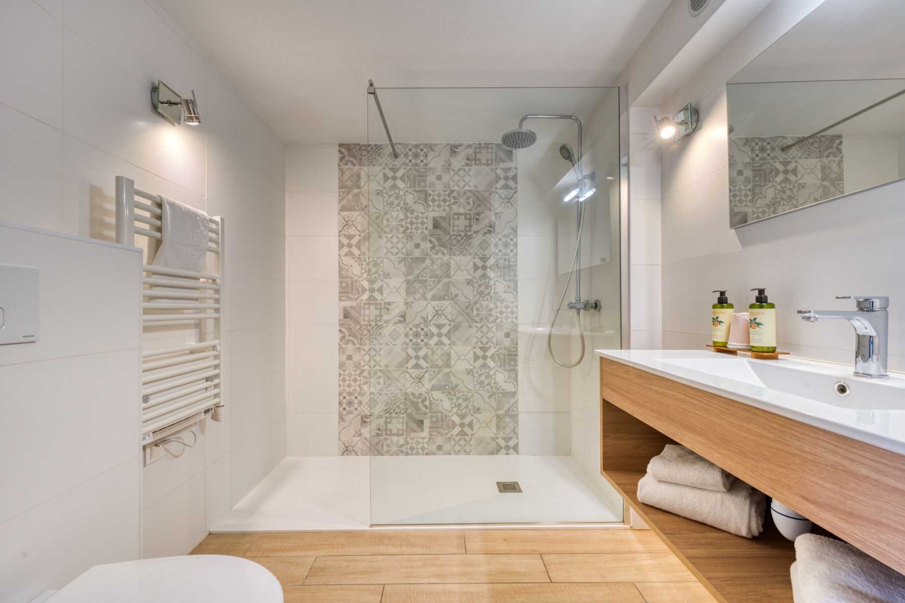 moulin 17 Pièces en vente sur LE GUA (17600)