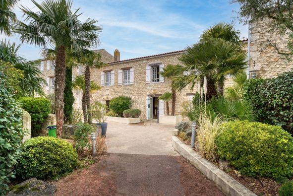 Vente Moulin Le Gua 17&nbsp;Pièces 693&nbsp;m²