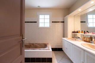 house 5 Rooms for sale on ST TROJAN LES BAINS (17370)