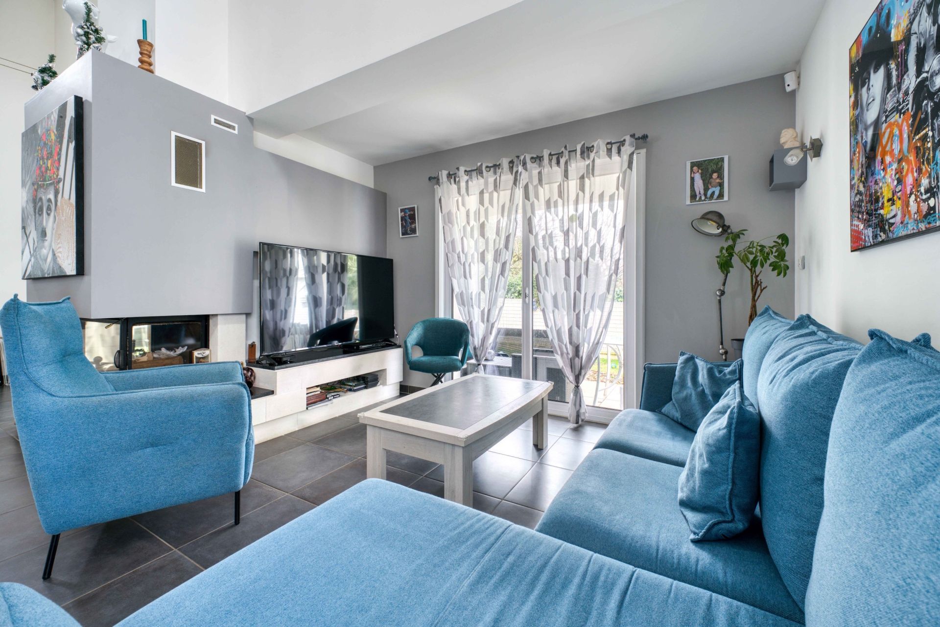 house 9 Rooms for sale on LE GUA (17600)