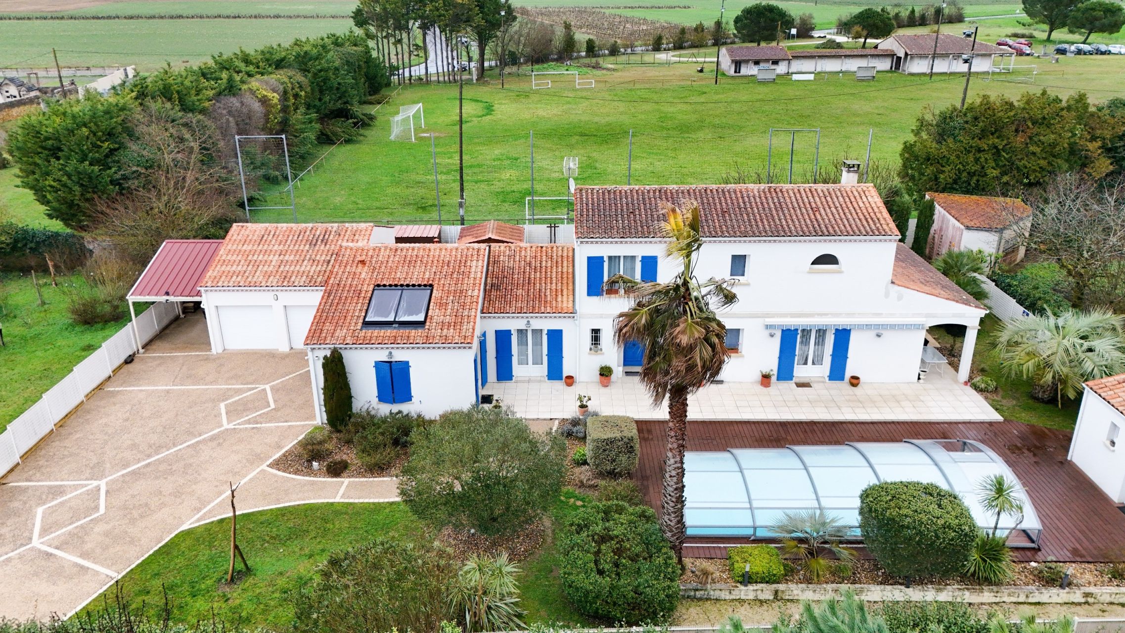maison 9 Pièces en vente sur LE GUA (17600)