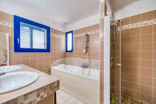 maison 12 Pièces en vente sur ST DENIS D OLERON (17650)