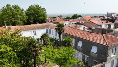 maison 18 Pièces en vente sur LE CHATEAU D OLERON (17480)