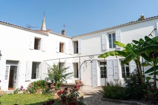 maison 18 Pièces en vente sur LE CHATEAU D OLERON (17480)