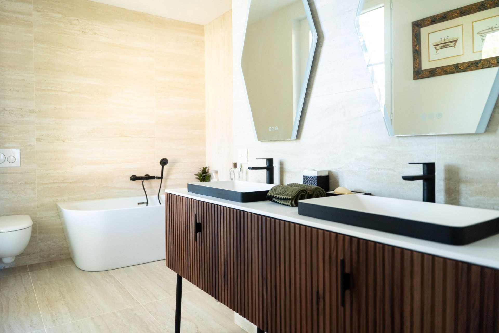 house 7 Rooms for sale on ST GEORGES DE DIDONNE (17110)