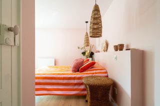 house 7 Rooms for sale on ST GEORGES DE DIDONNE (17110)