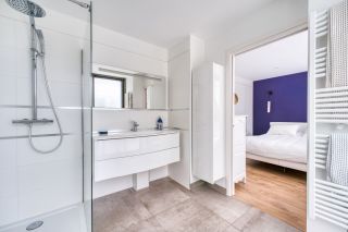 apartment 4 Rooms for sale on ROYAN (17200)