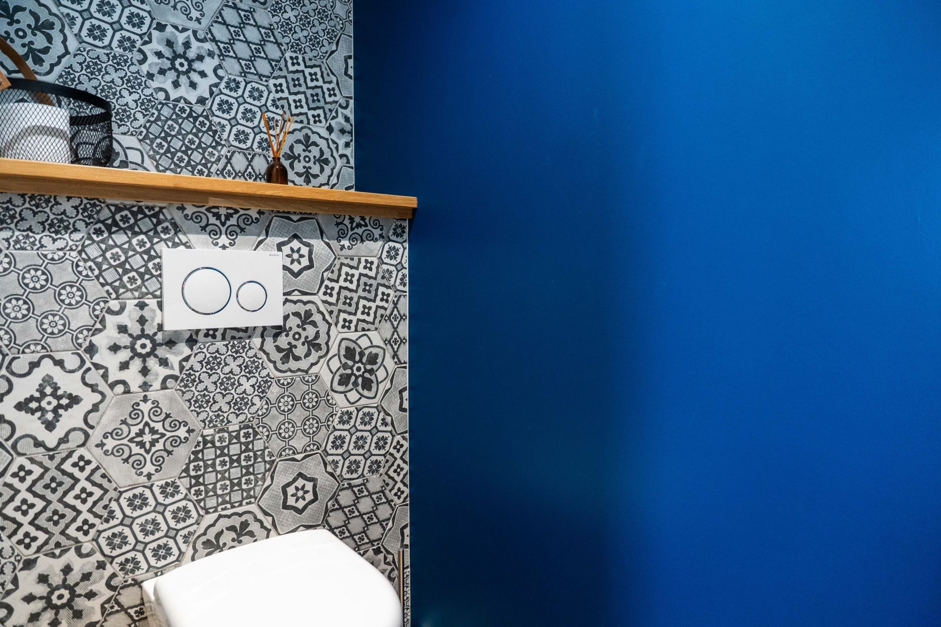 house 5 Rooms for sale on LA COTINIERE (17310)