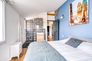 house 8 Rooms for sale on ST GEORGES D OLERON (17190)