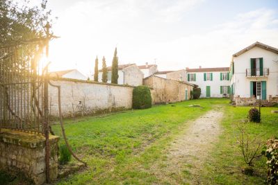 Vente Maison Saint-Pierre-d'Oléron 12&nbsp;Pièces 368&nbsp;m²