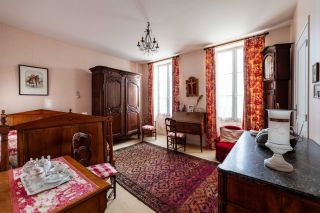 maison 12 Pièces en vente sur ST PIERRE D OLERON (17310)