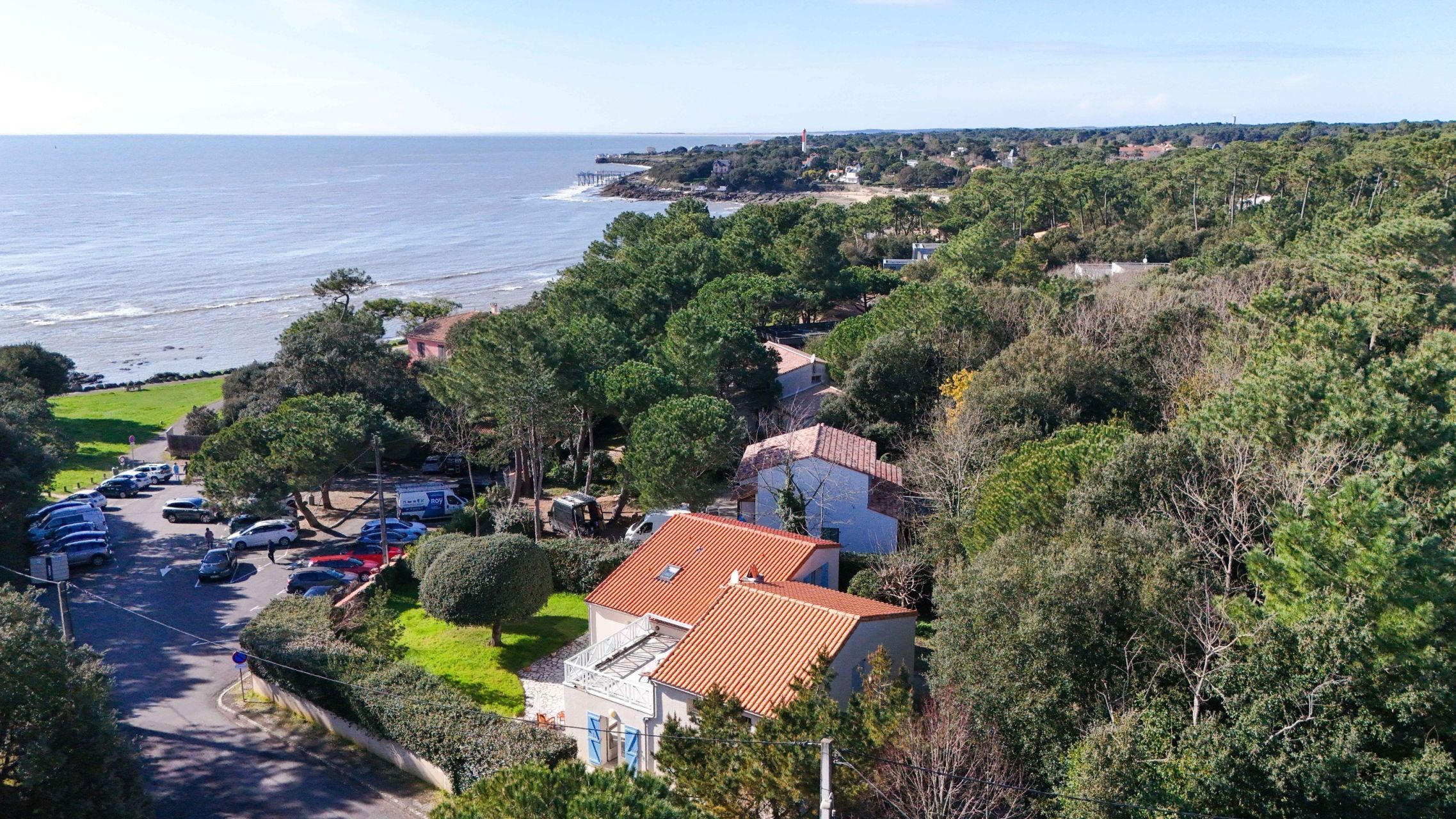 house 9 Rooms for sale on ST PALAIS SUR MER (17420)