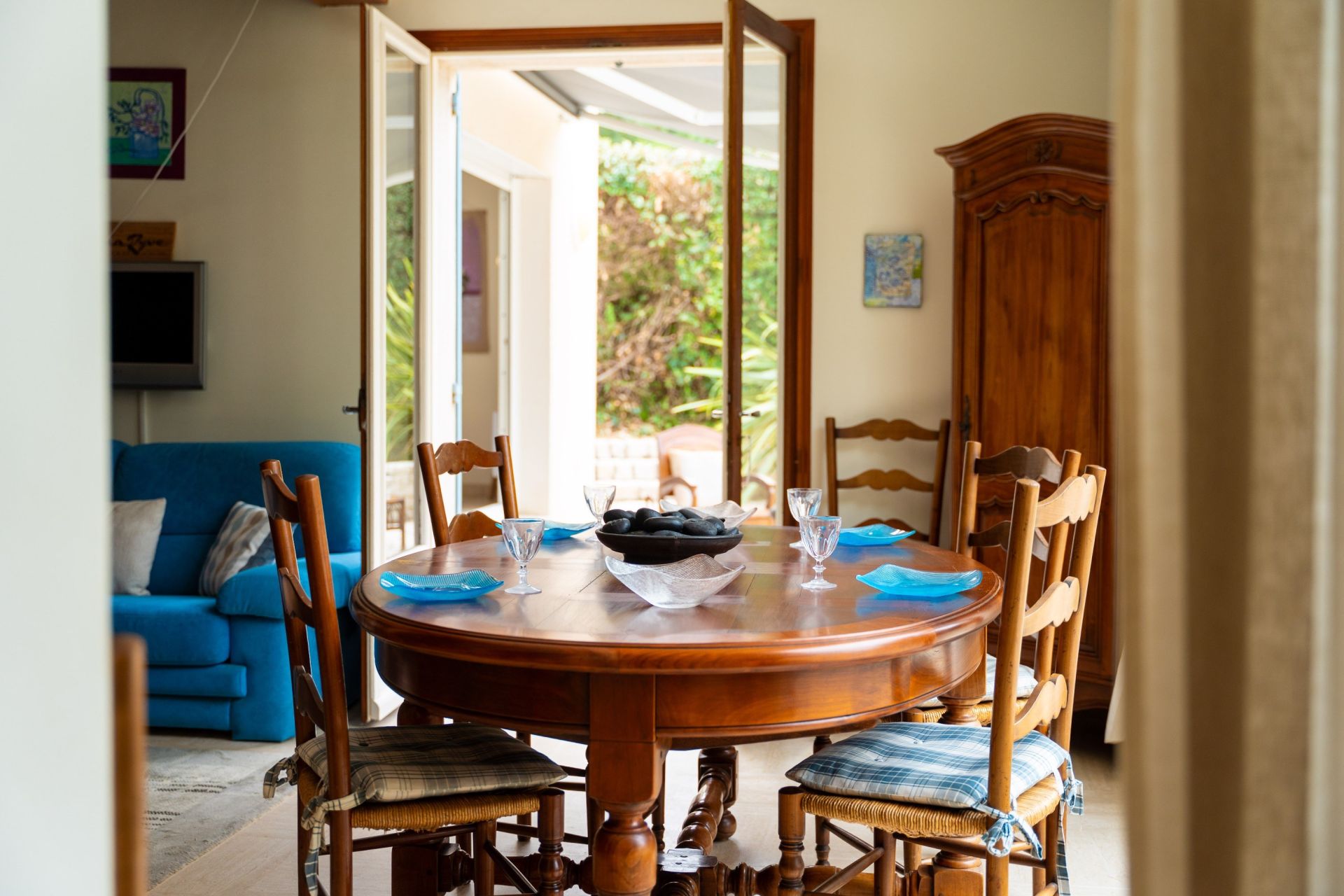 house 9 Rooms for sale on ST PALAIS SUR MER (17420)