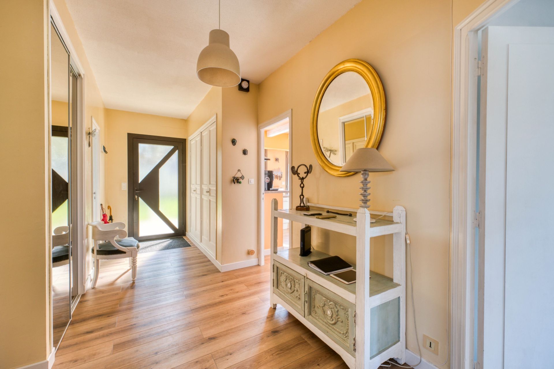 house 10 Rooms for sale on ST PALAIS SUR MER (17420)
