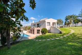 house 10 Rooms for sale on ST PALAIS SUR MER (17420)