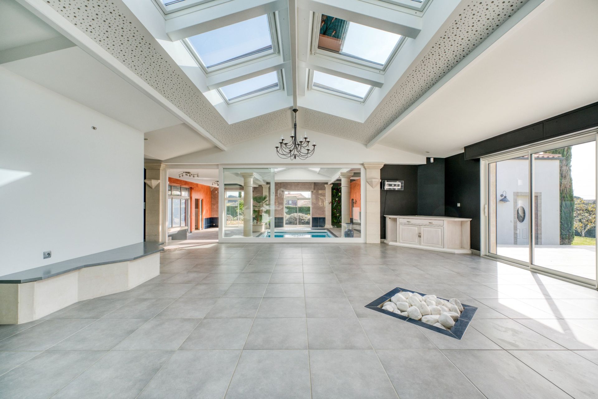 maison 8 Pièces en vente sur JAZENNES (17260)